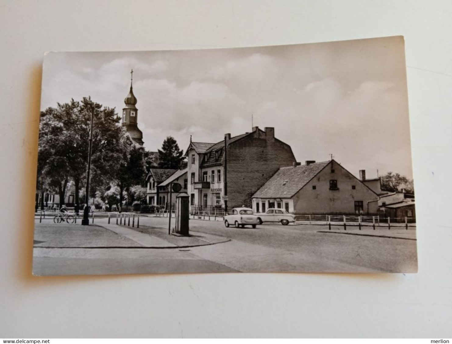D202789     AK  CPSM  Hohen Neuendorf  bei Berlin  Ecke Lenin und Oranienburger Straße       ca 1960 automobile  bicycle