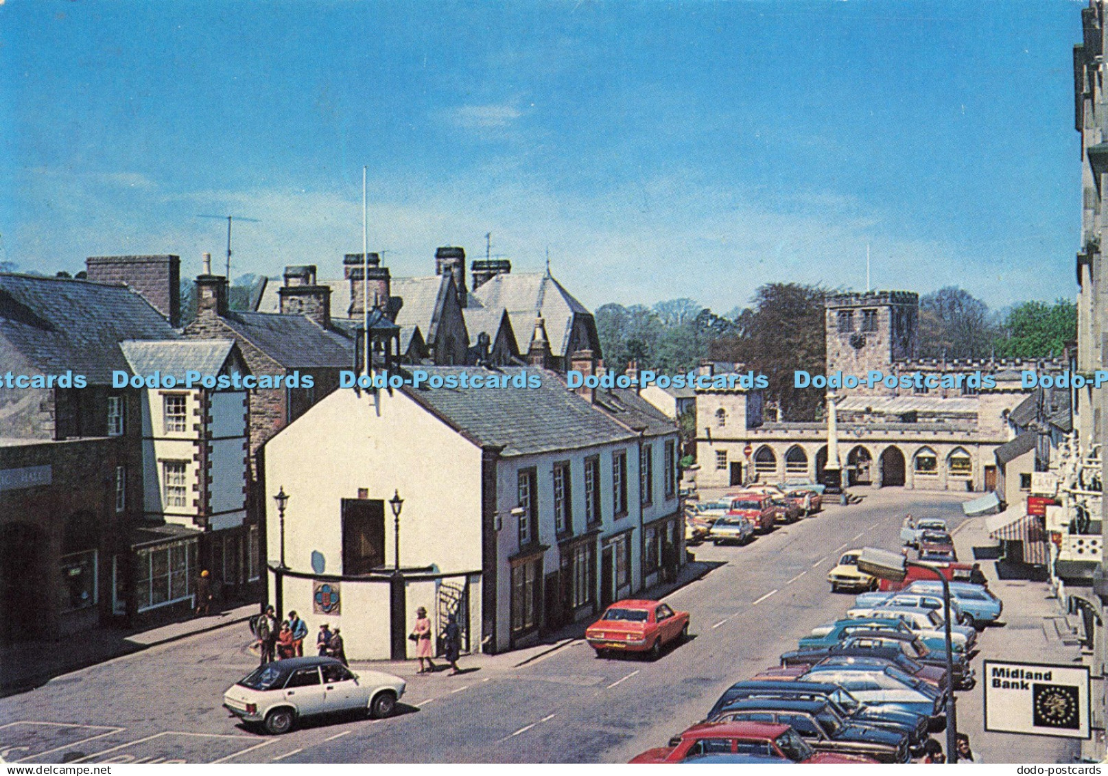 D205852 Appleby in Westmorland Moot Hall Cloisters and St Lawrence Church Sander