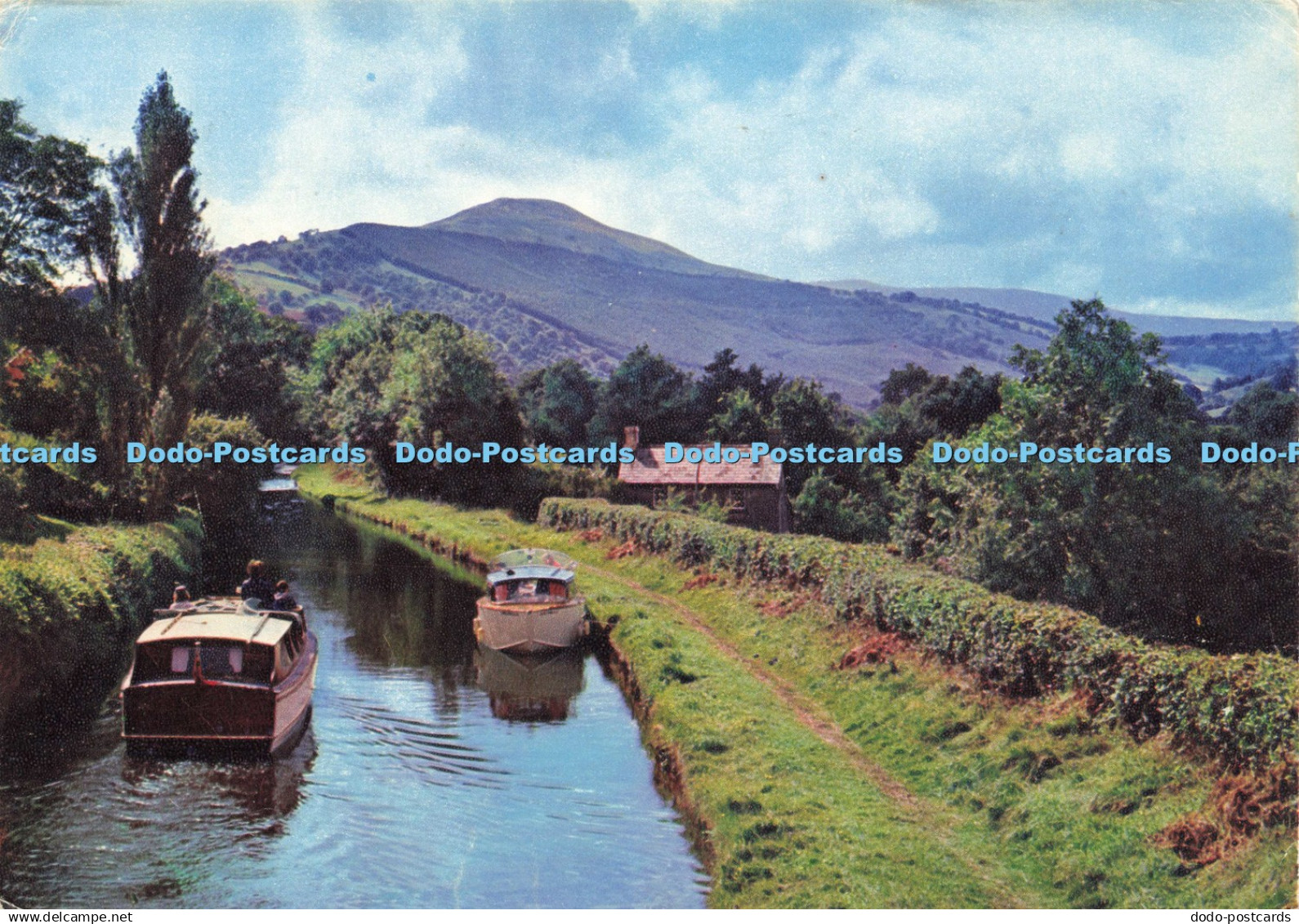 D207281 Breconshire Llangynidr The Brecon Abergavenny Canal with a View of Tor y