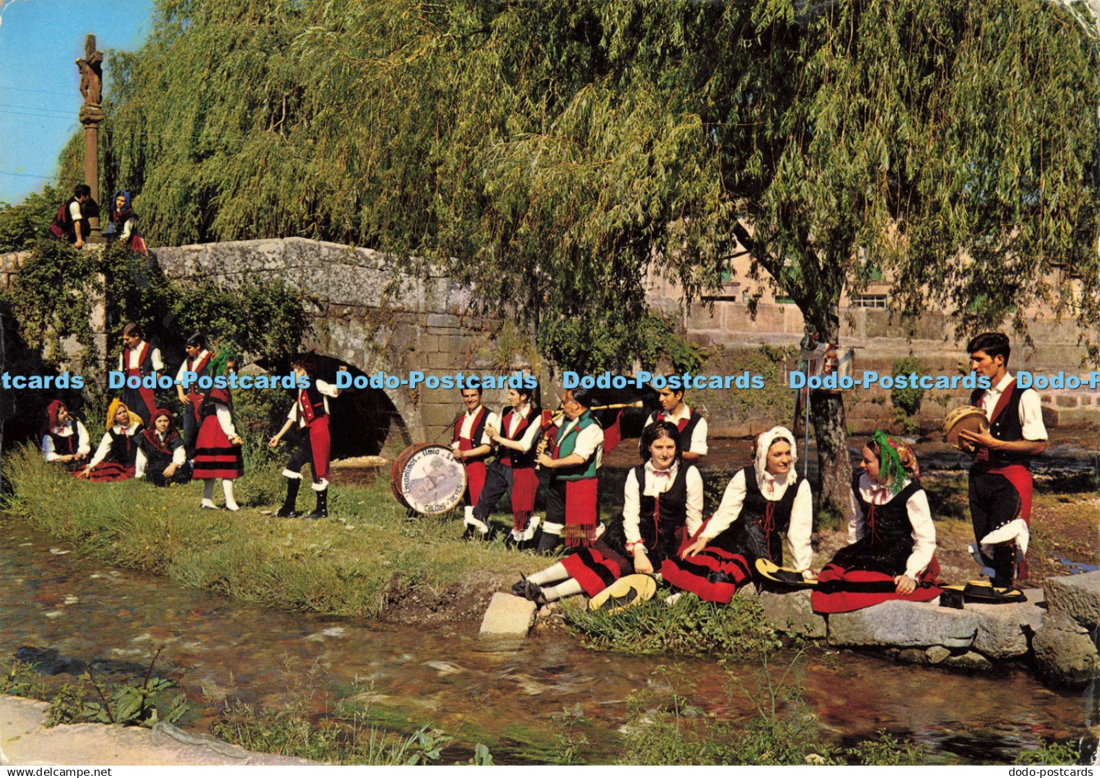 D207534 Galicia Tipica Folklore Group Postales Fama