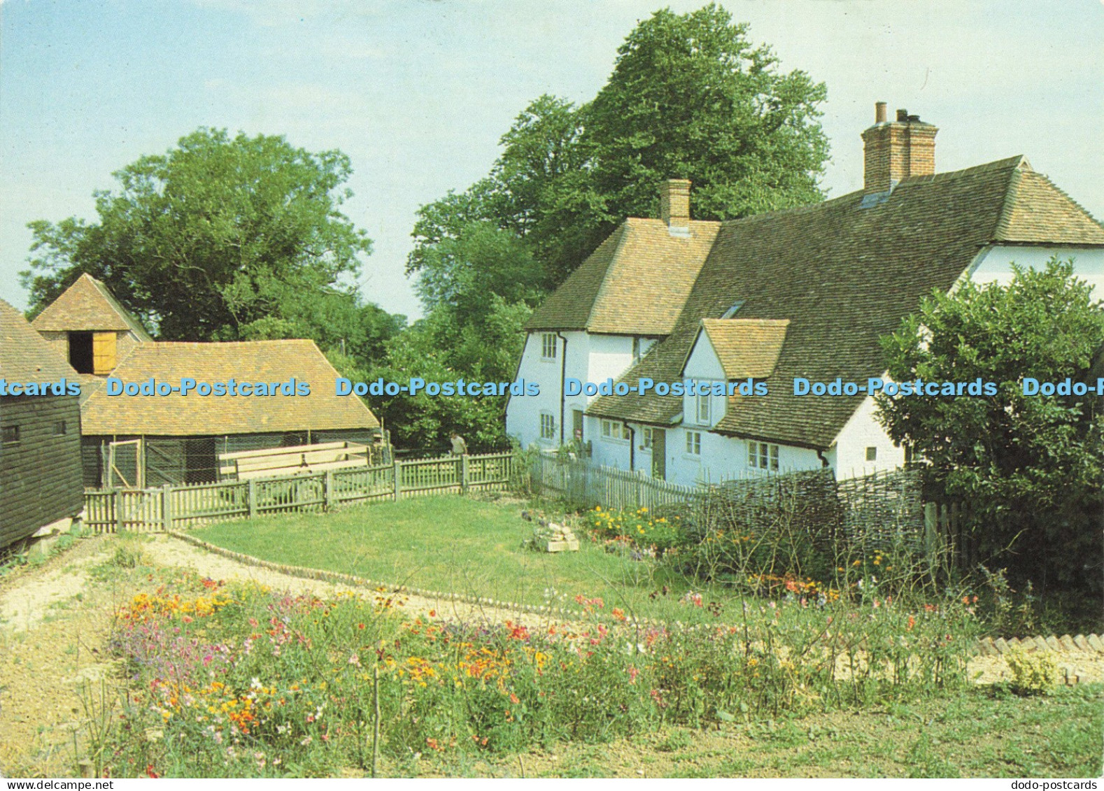 D211587 Farmhouse Hampshire Farm House Hampshire County Museum Service Beric Tem