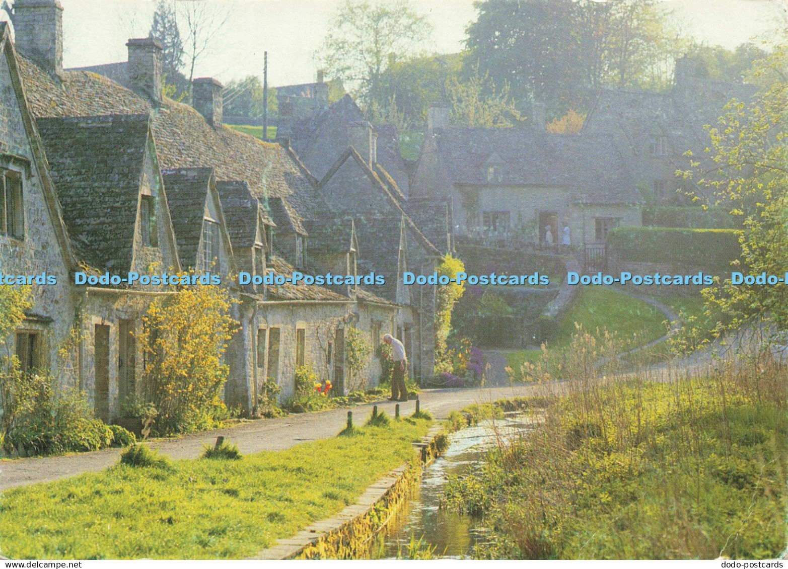 D216202 Bibury Arlington Row Judges C 9897