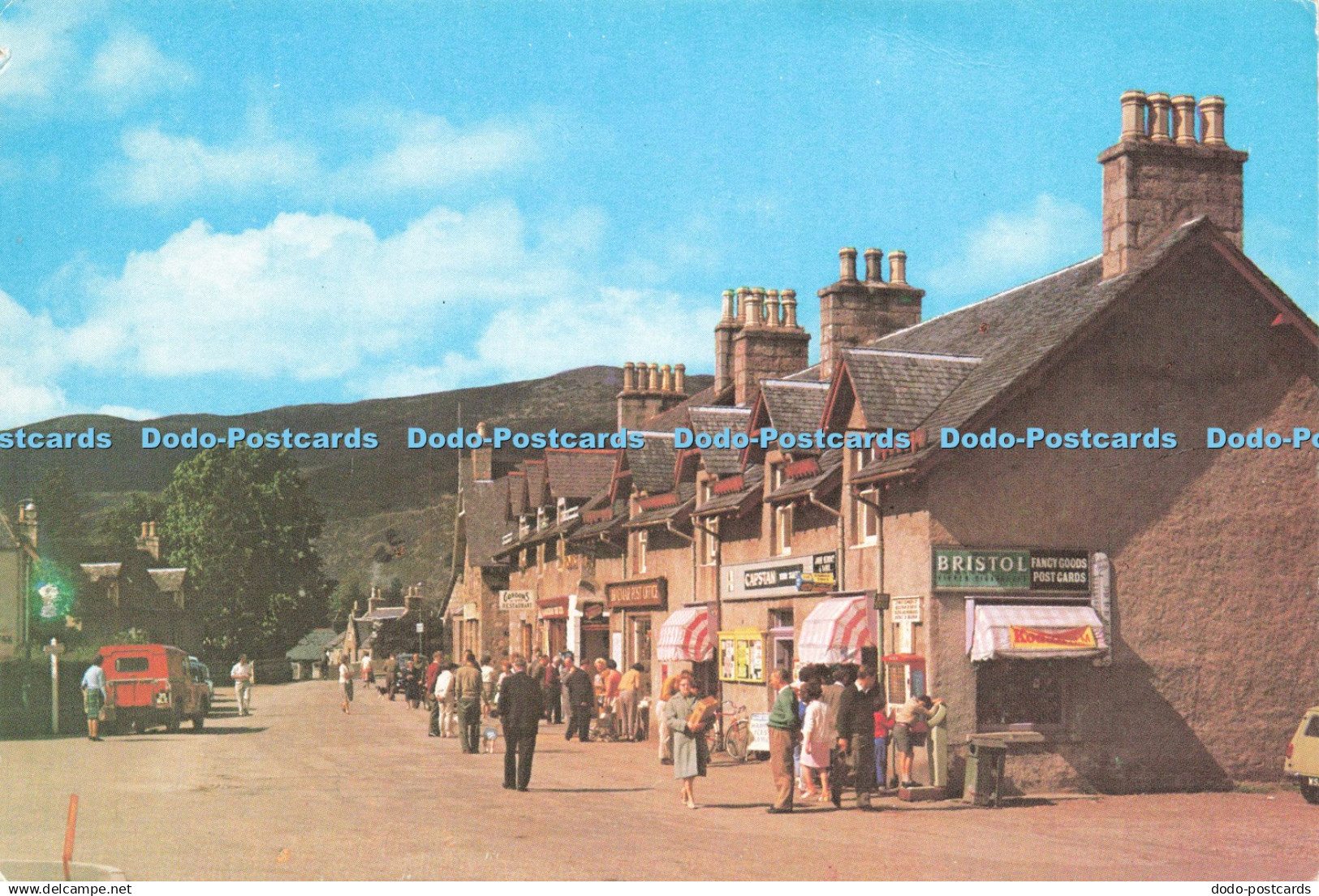 D221375 Braemar Aberdeenshire White Heather Publishing
