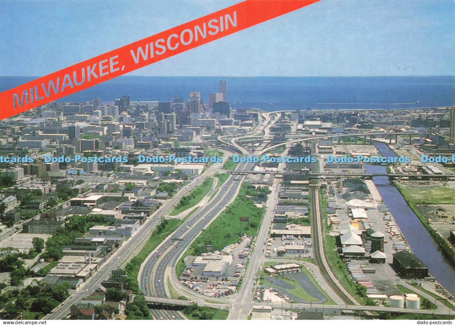 D225024 Milwaukee Wisconsin Milwaukee Downtown is set Against Lake Michigan in t