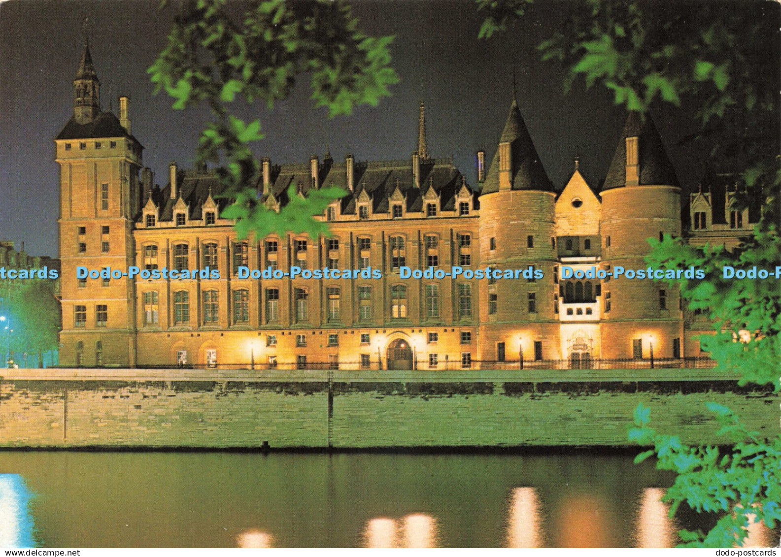 D227608 Paris la Nuit La Conciergerie O V E T