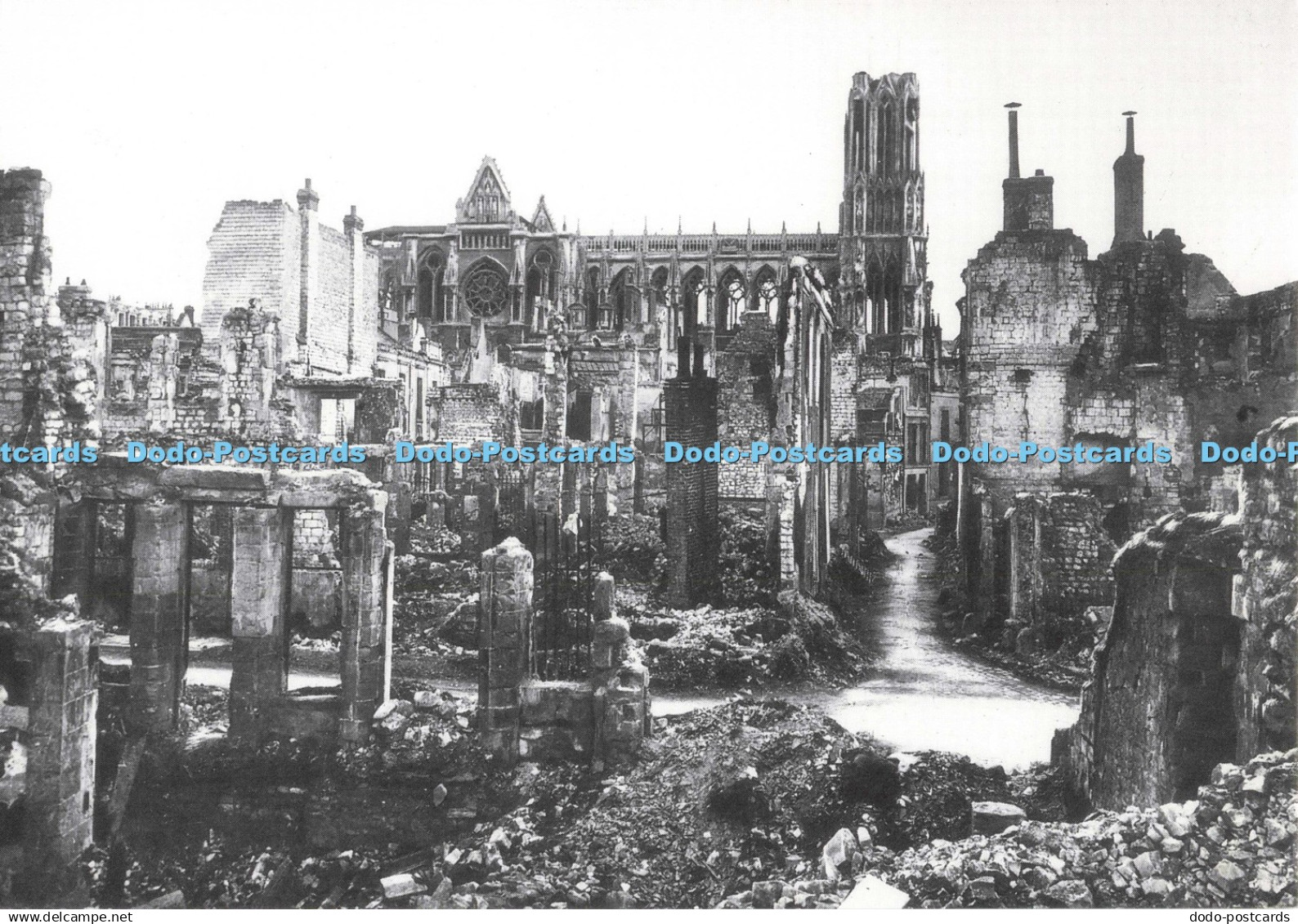 D256392 Reims en Ruines Collection Reims Cathedrale