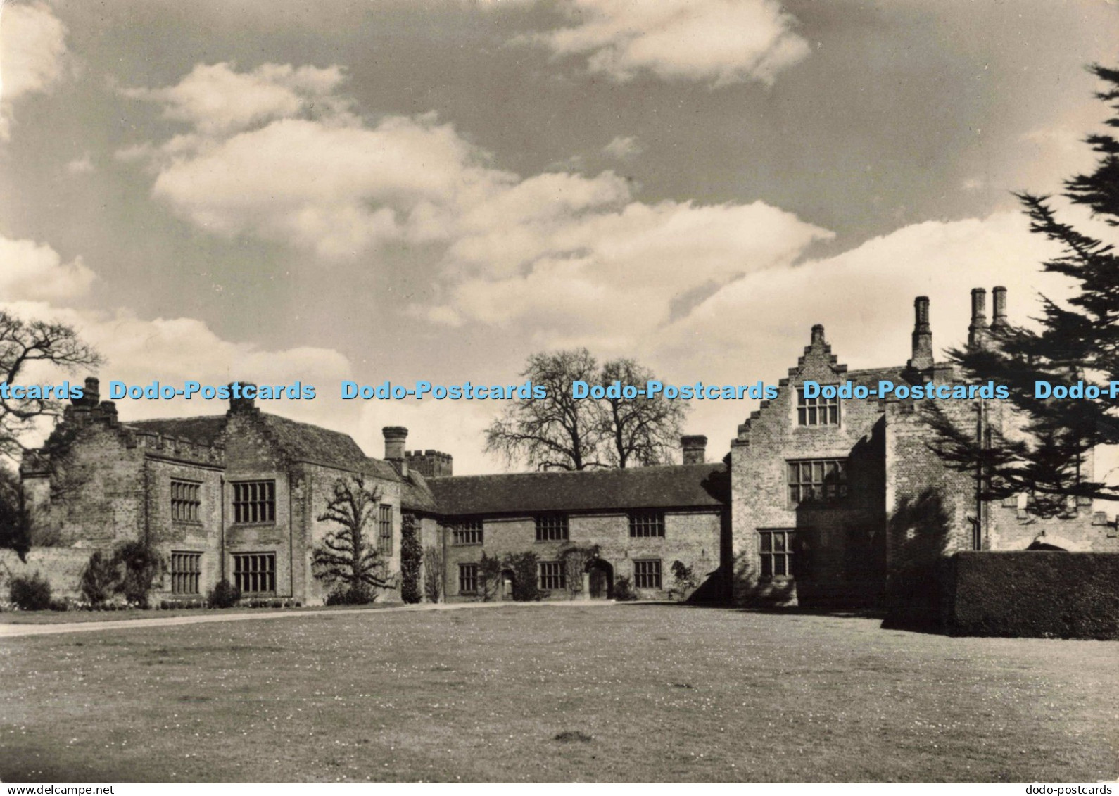 D265049 Essex Ingatestone Hall Friends of Historic Essex English Life Publicatio