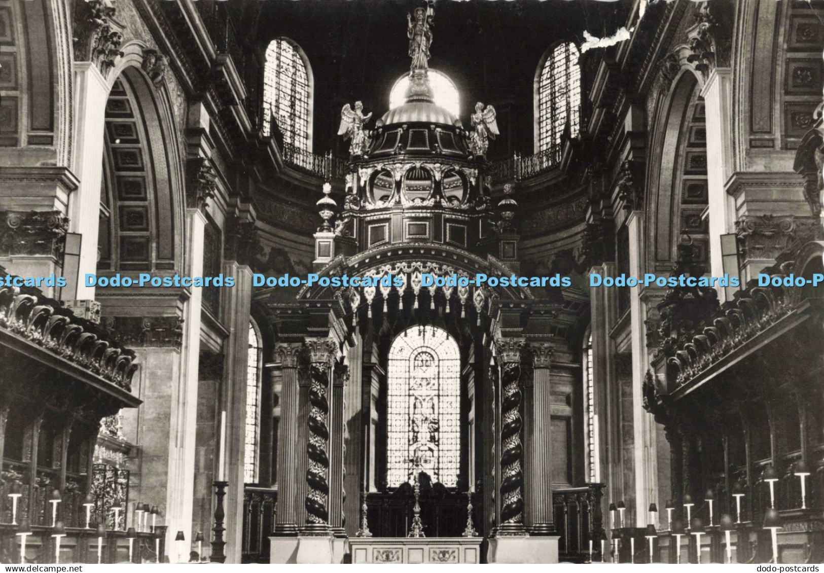 D265499 London St Paul Cathedral The New High Altar of St Paul consecrated on 7