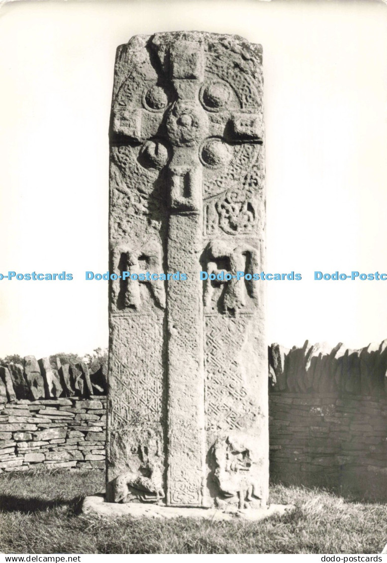 D272050 Angus Sculptured Stone Near Aberlemno Church Crown