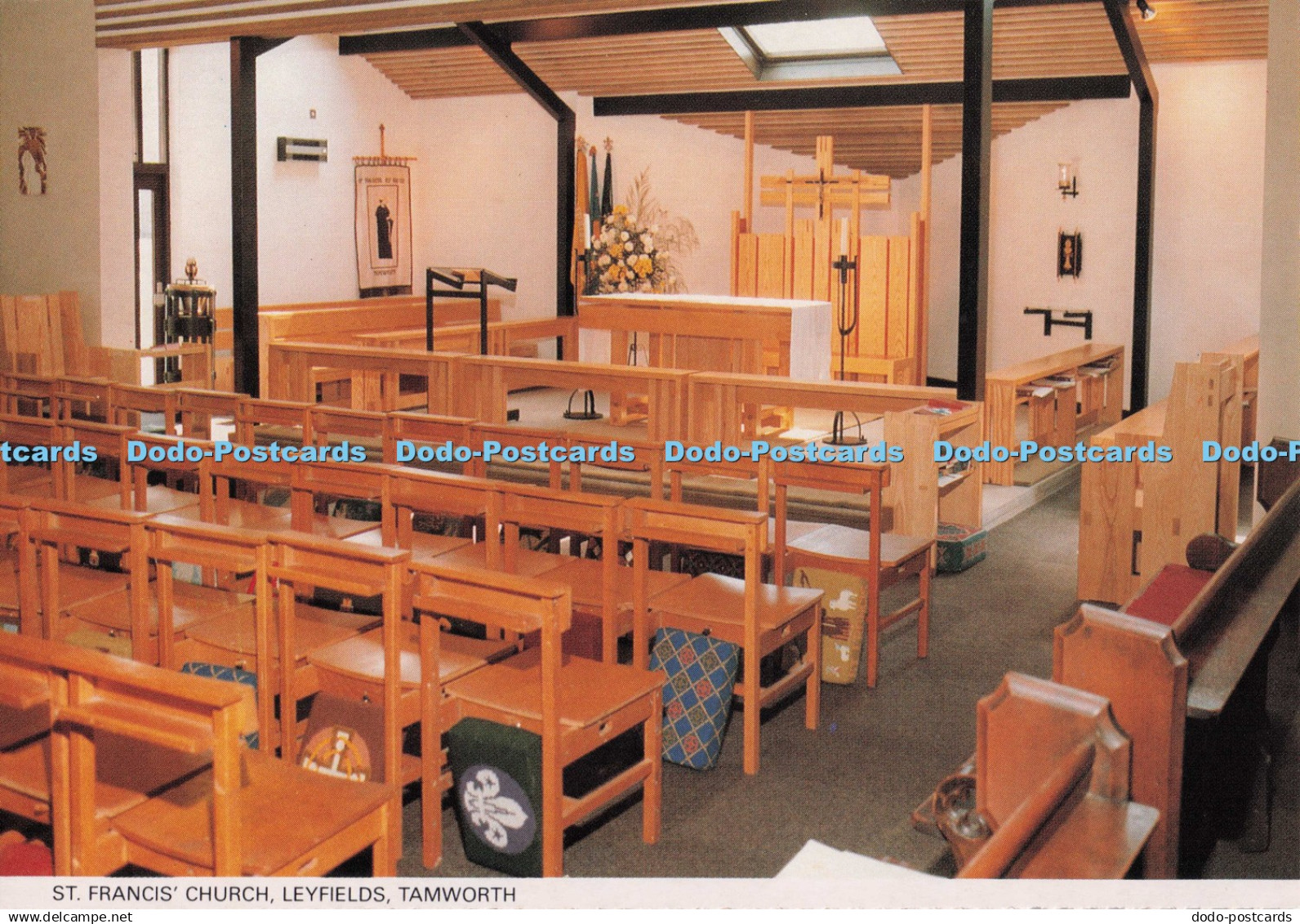 D273503 Tamworth Leyfields St Francis Church Lichfield Cathedral Bookshop Judges