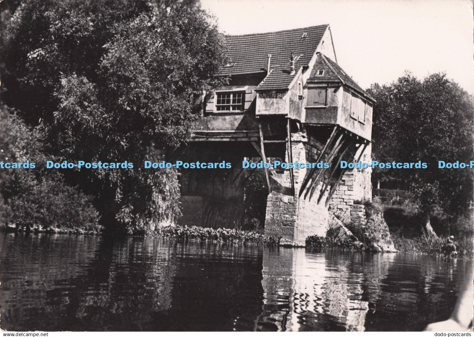 D285017 Veron Eure Un Aspect du Vieux Moulin G Andre