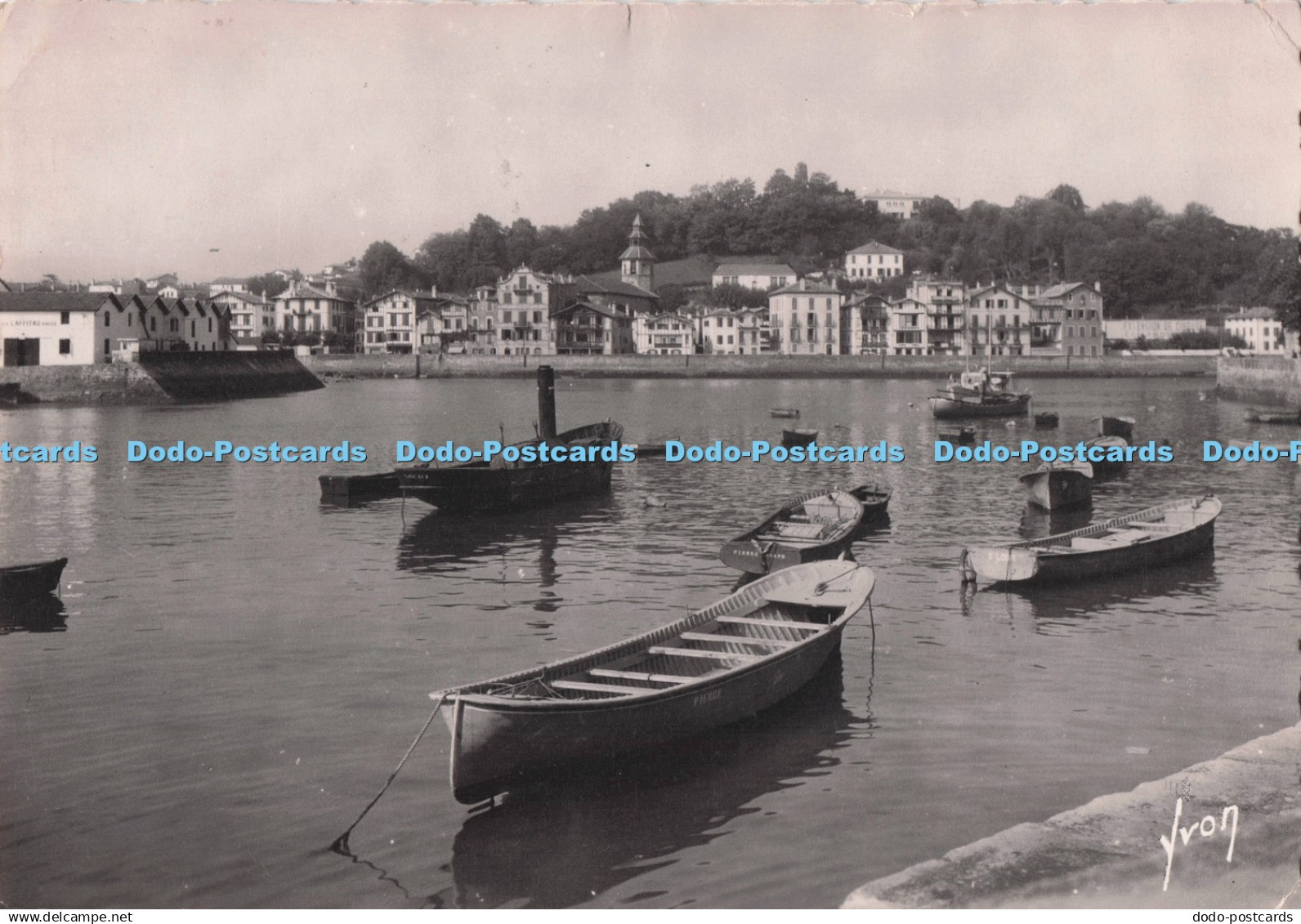 D285584 Ciboure Le Port Yvon