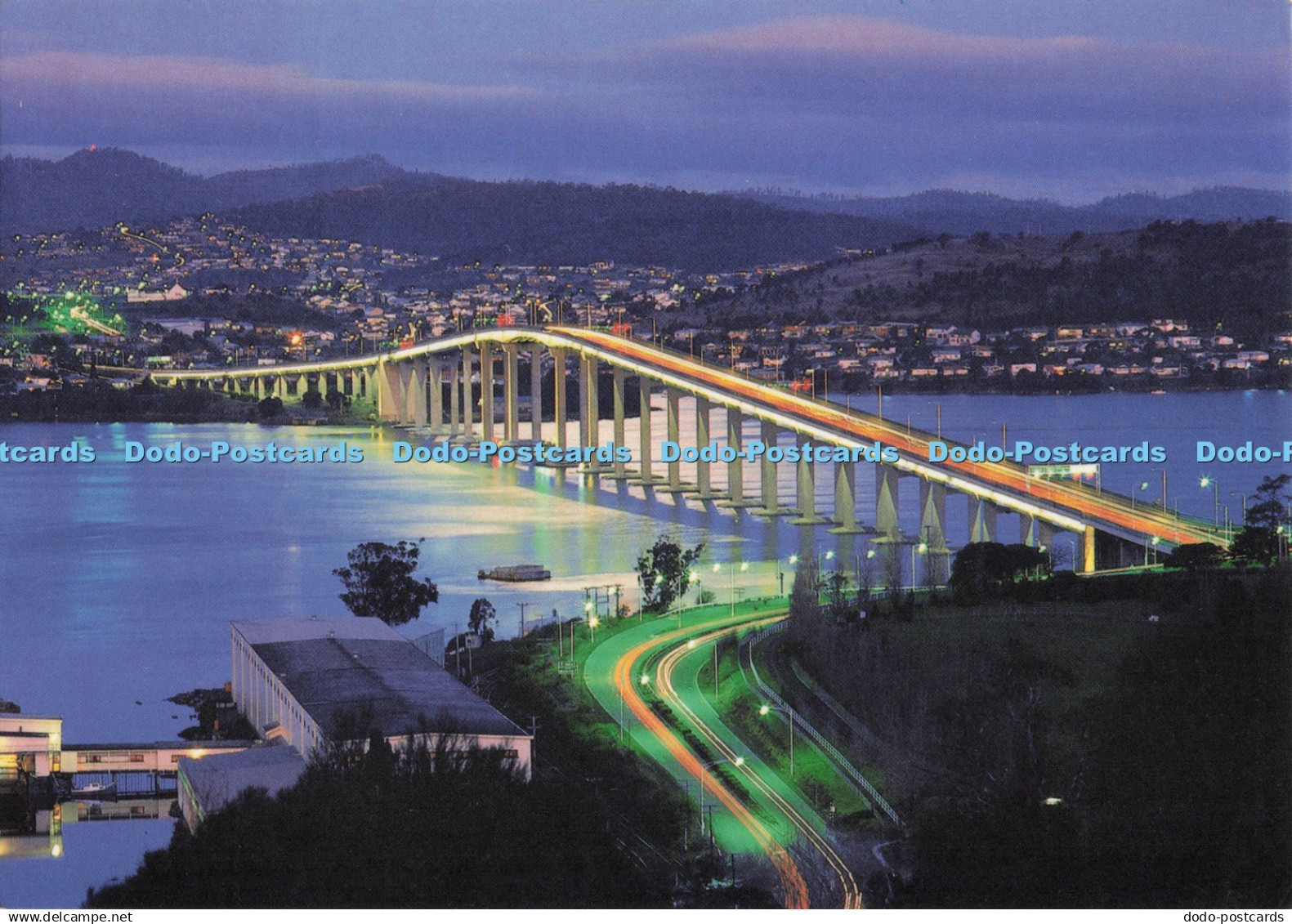 D291739 Southern Tasmania. Hobart. Tasmanian Postcards