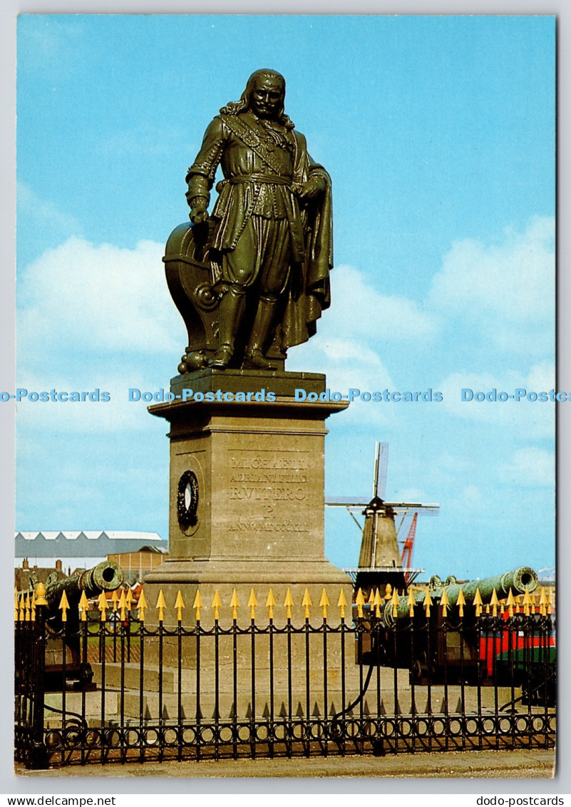 D312812 Vlissingen. Standbeeld M. A. de Ruyter. Foto Dert Vlissingen Nadruk Verb