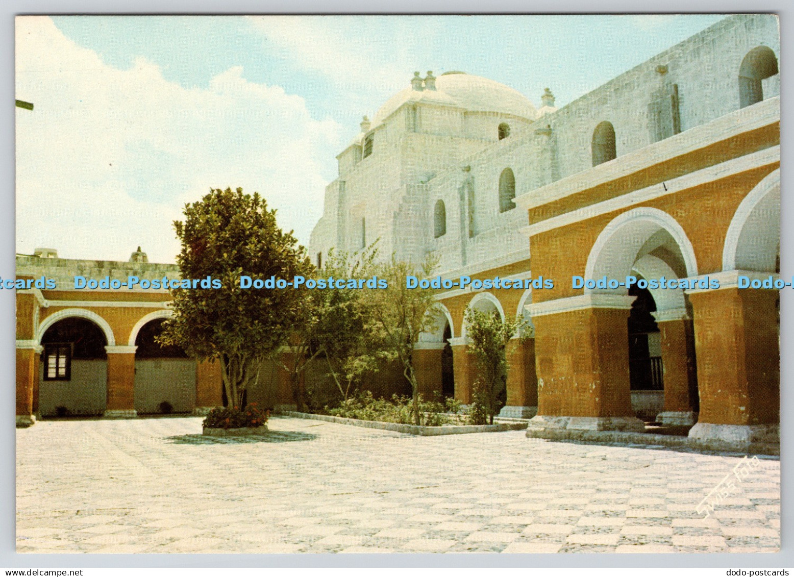 D316090 Arequipa. Peru. Convent of St Katherine. Cloister. Swiss Foto S. A. Repr