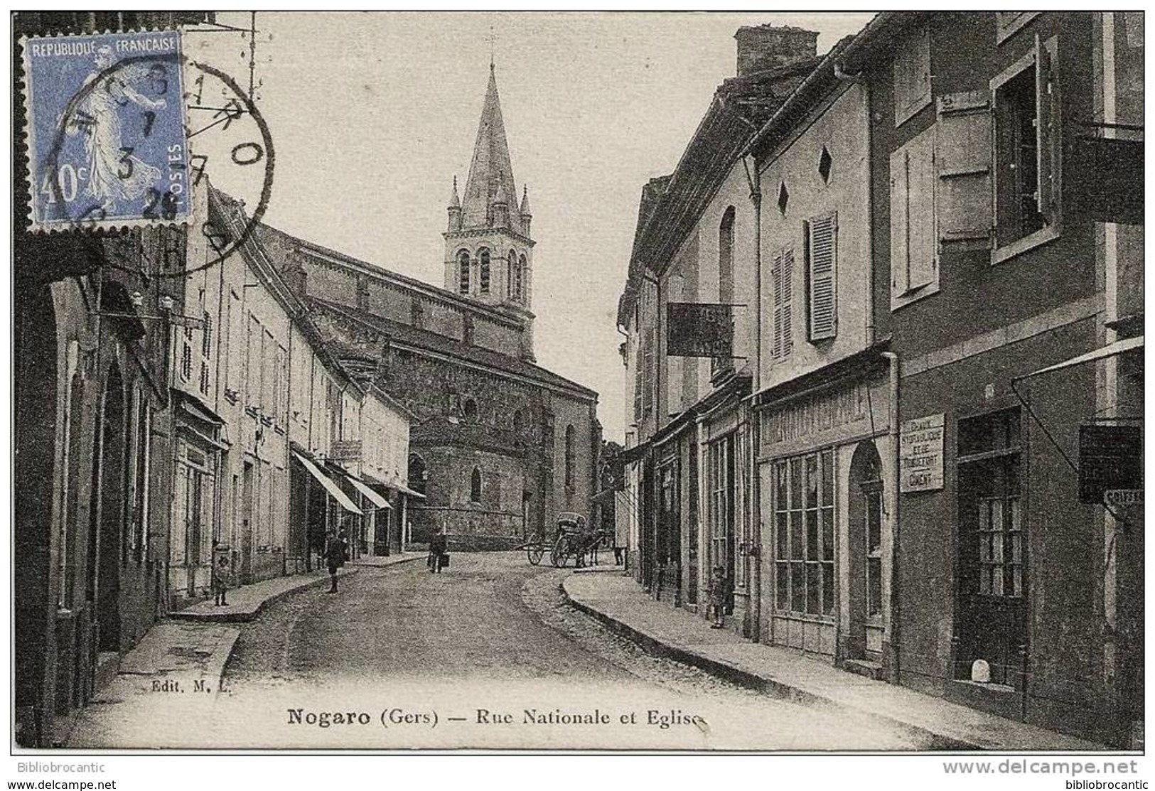 D32 - NOGARO - RUE NATIONALE ET EGLISE + COMMERCE D' ALIMENTATION
