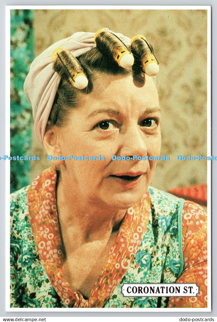 D326224 Hilda Ogden. Karizzma Enterprises. England. Coronation Street. Granada P