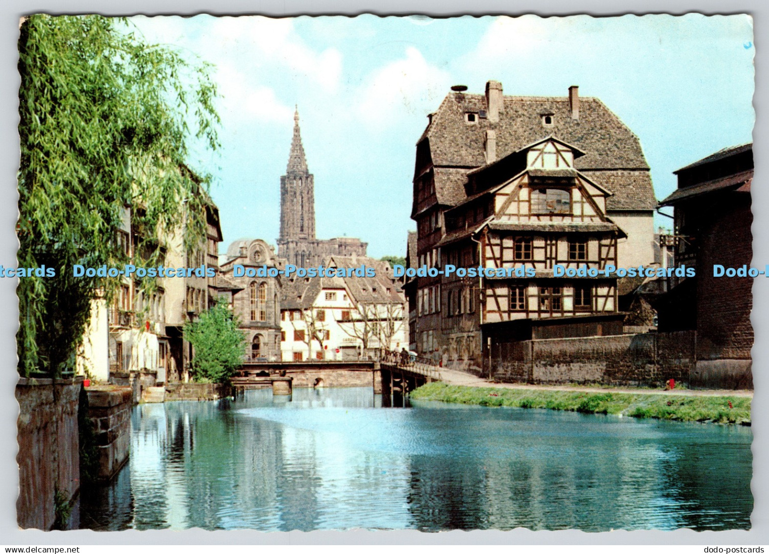 D331171 Strasbourg. La Petite France. Images de France. 1967