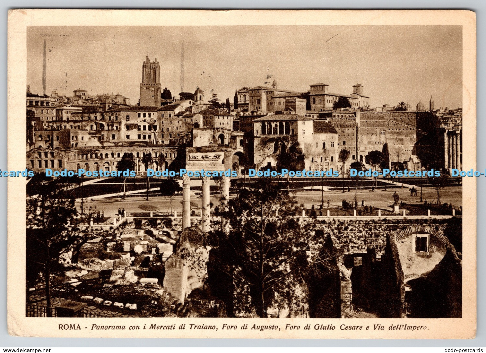 D332069 Roma. Panorama Con i Mercati di Traiano Foro di Augusto. Foro Di Giulio