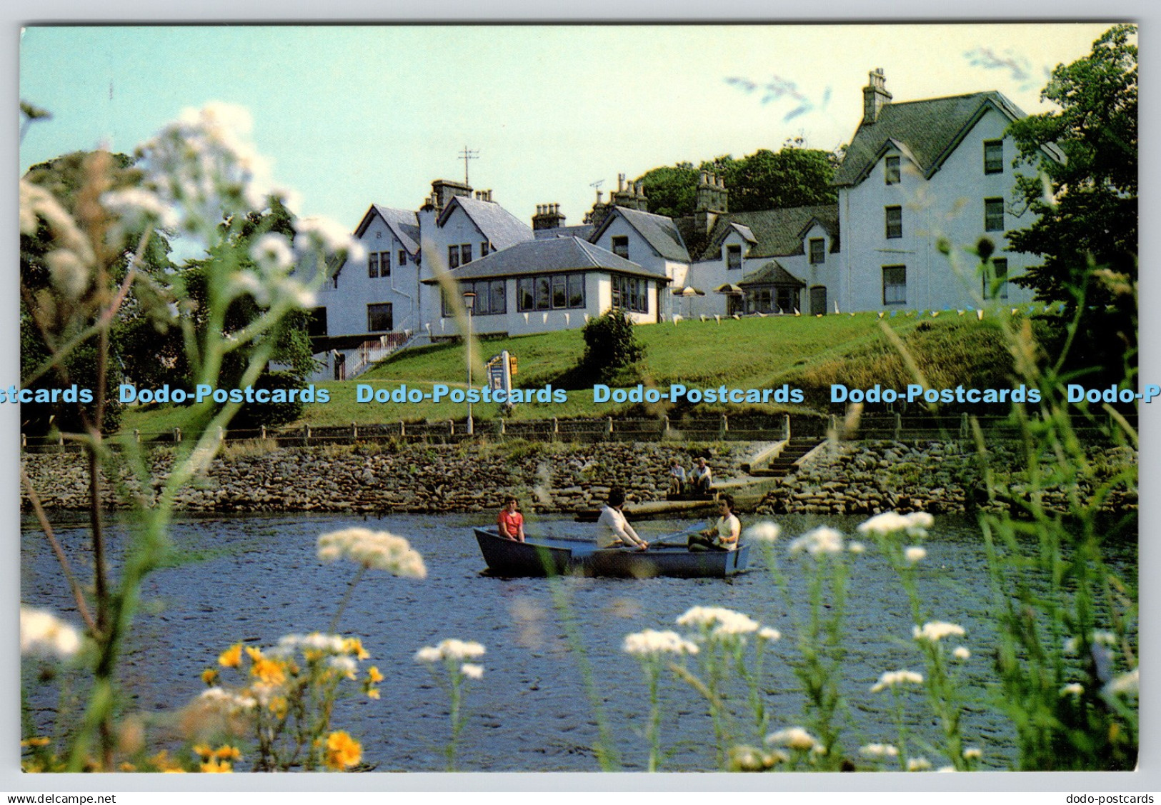 D333571 Sutherland. Lairg. Sutherland Arms Hotel. Scottish Highland Hotels