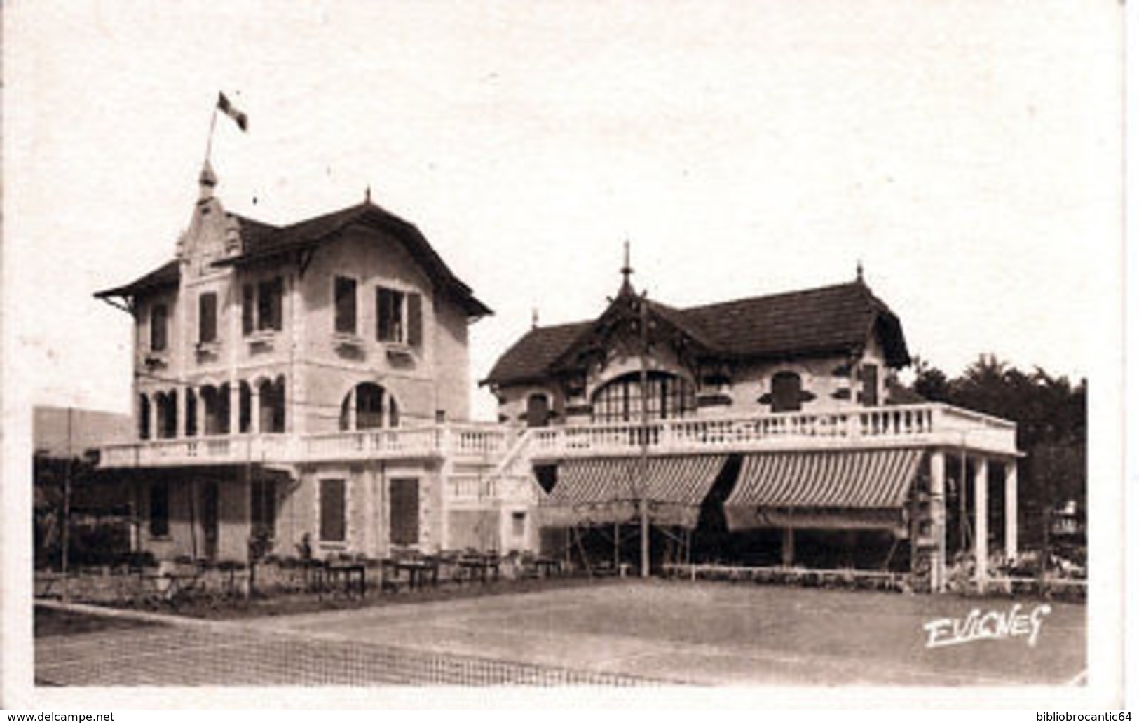 D40 CPA - MIMIZAN - PLAGE < LE CASINO