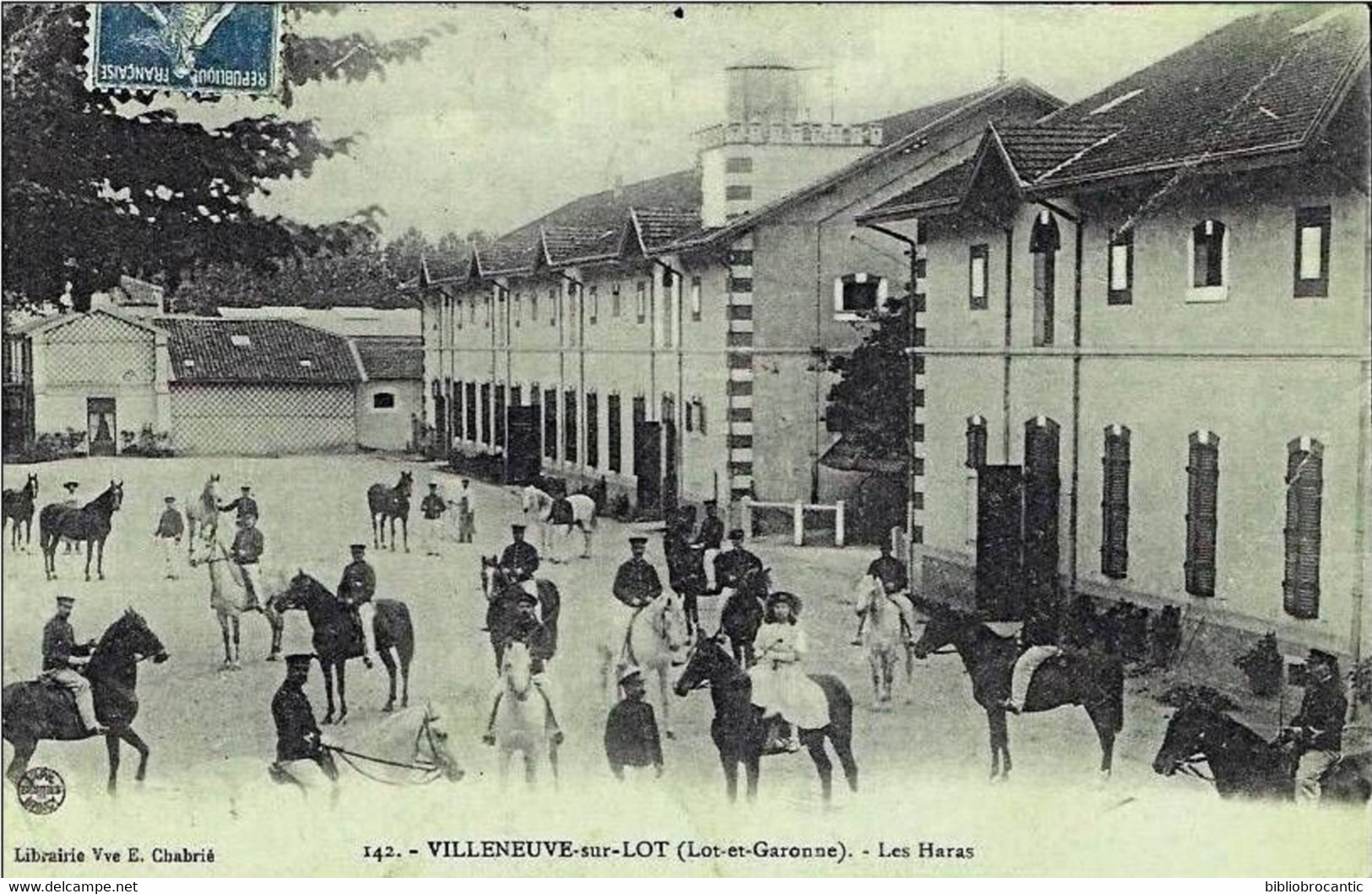 D47 - VILLENEUVE SUR LOT - VUE ANIMEE DES HARAS