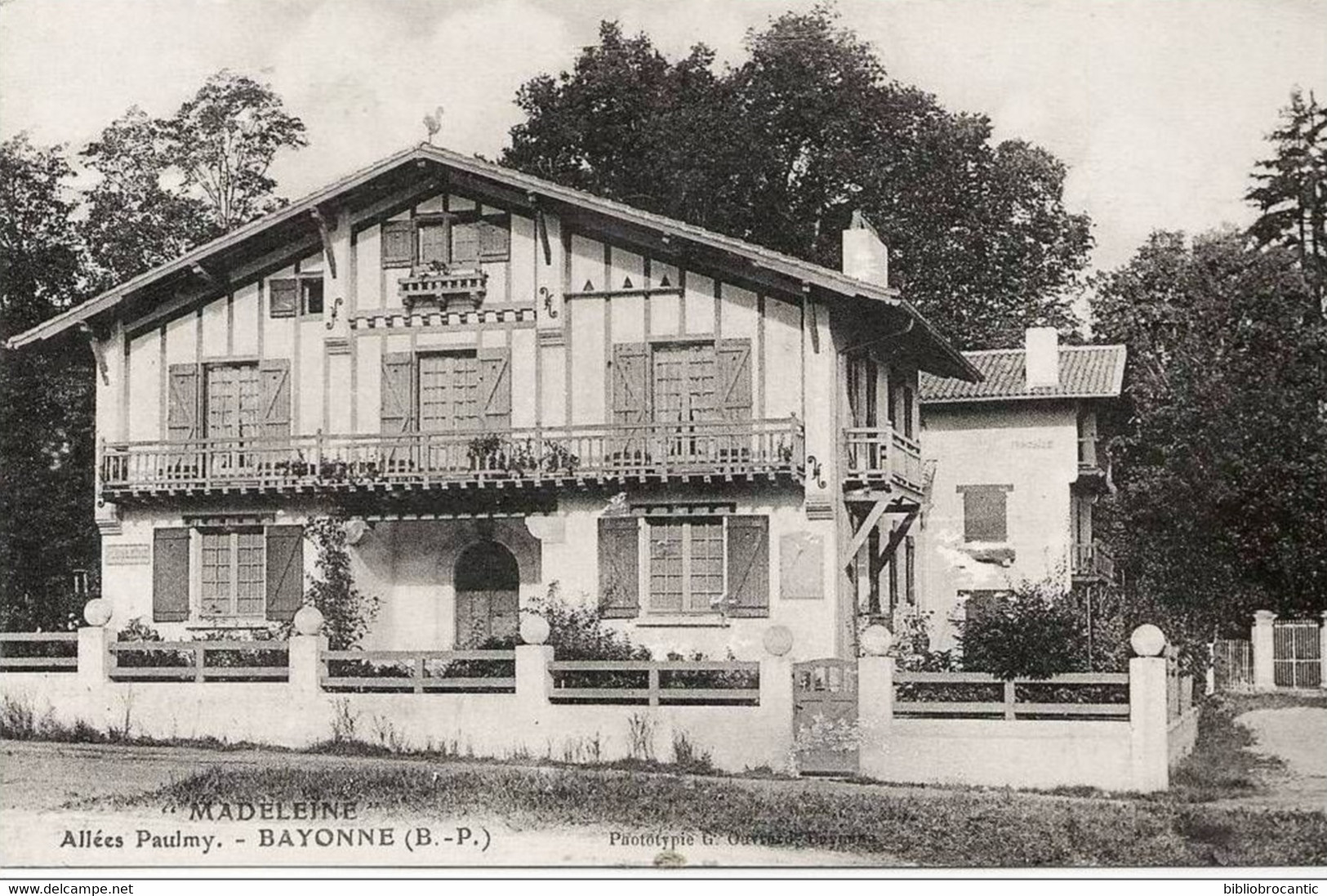 D64 - BAYONNE - ALLEES PAULMY < LA VILLA   " MADELEINE "