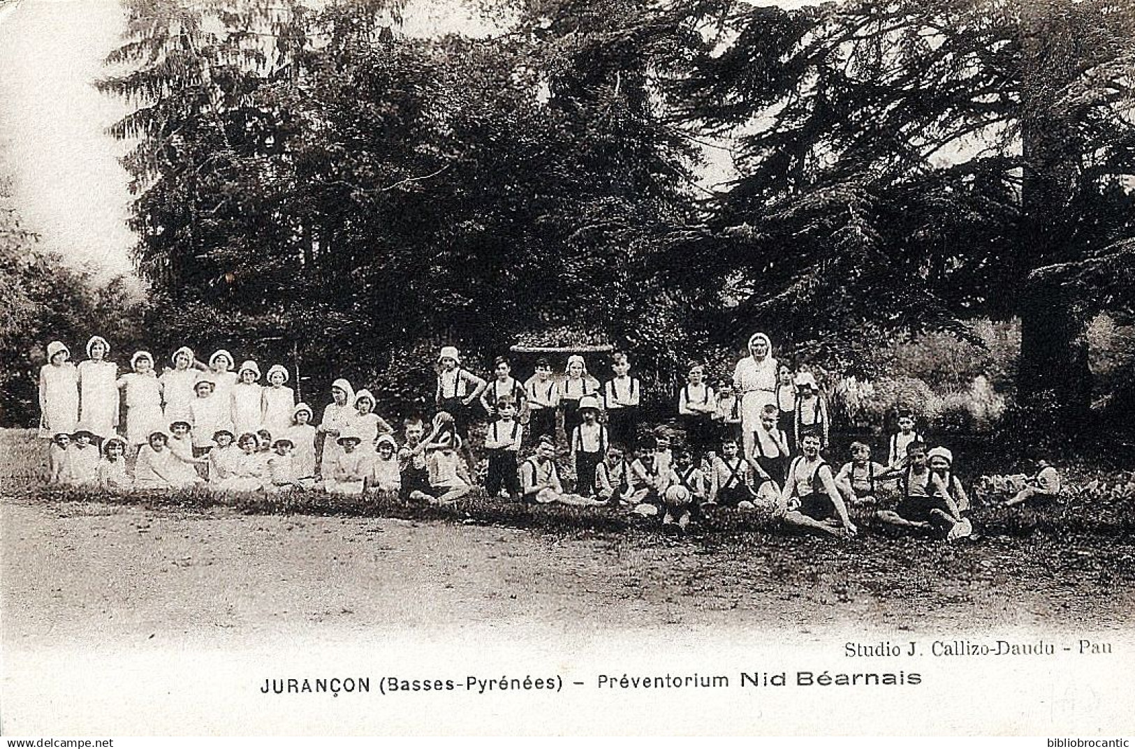 D64 JURANCON - VUE ANIMEE DU PREVENTORIUM " NID BEARNAIS "