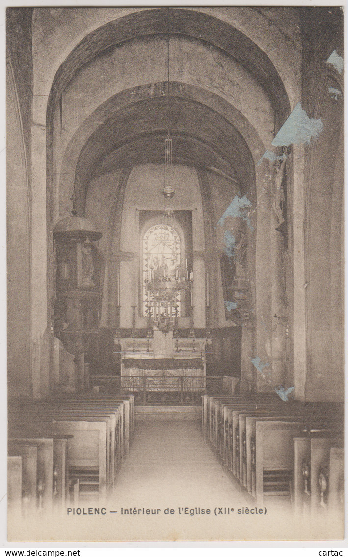 D84 - PIOLENC - INTERIEUR DE L'EGLISE (XIIe SIECLE)