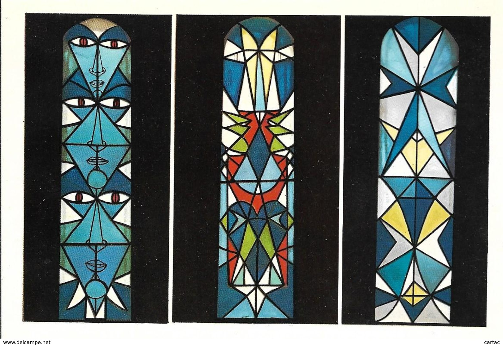 D91 - MILLY LA FORET - CHAPELLE SAINT BLAISE DES SIMPLES - (LA CHAPELLE EST DECOREE PAR M JEAN COCTEAU) LES TROIS .....