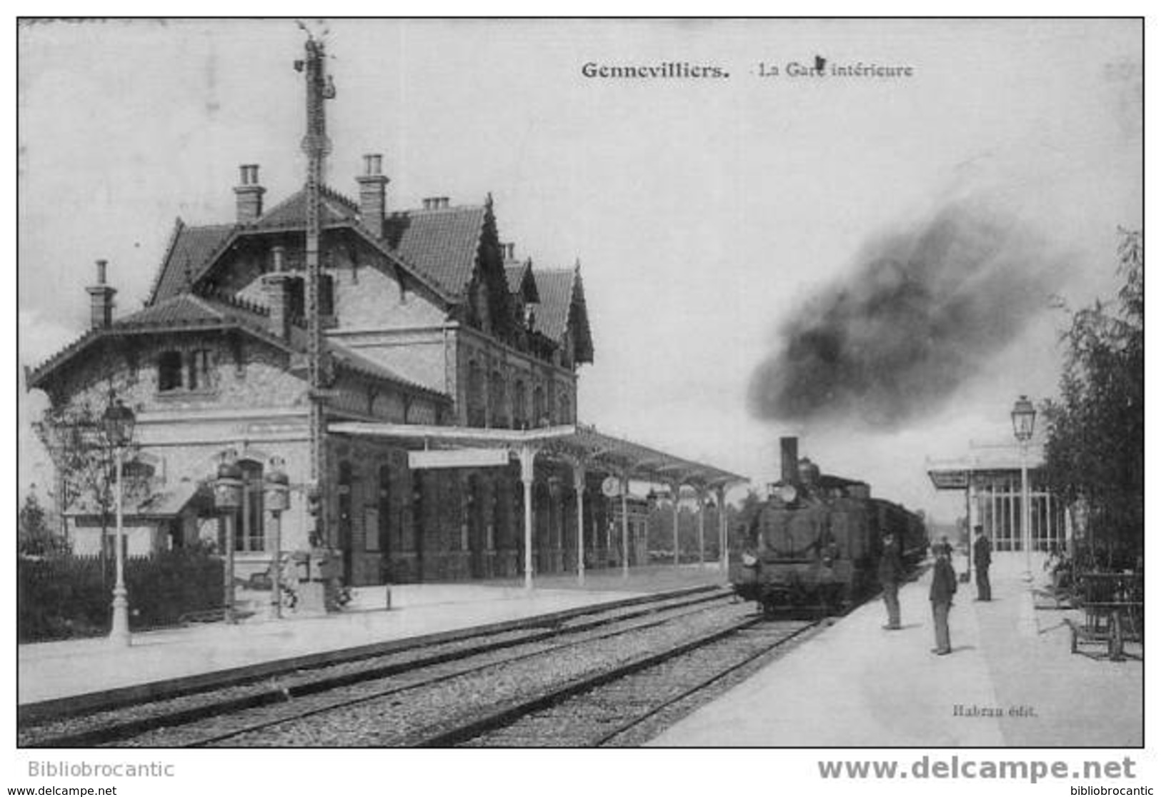 D92 - GENNEVILLIERS - LA GARE INTERIEURE AVEC TRAIN