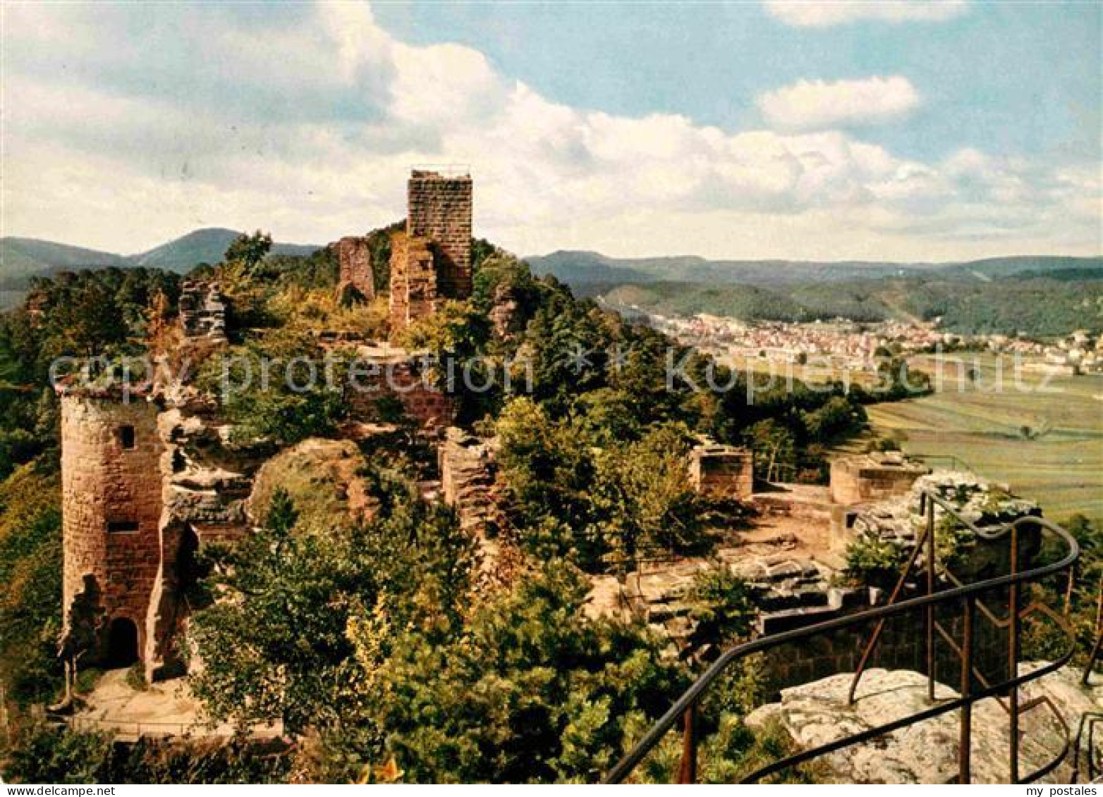 Dahn Burgruine Alt Dahn Landschaftspanorama
