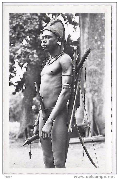 DAHOMEY - Chasseur Somba - ARC