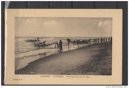 Dahomey - Cotonou - Embarquement par la Barre