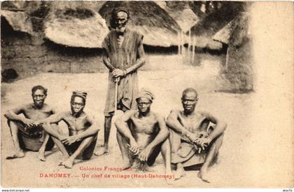 PC DAHOMEY BENIN UN CHEF DE VILLAGE HAUT-DAHOMEY (a76045)