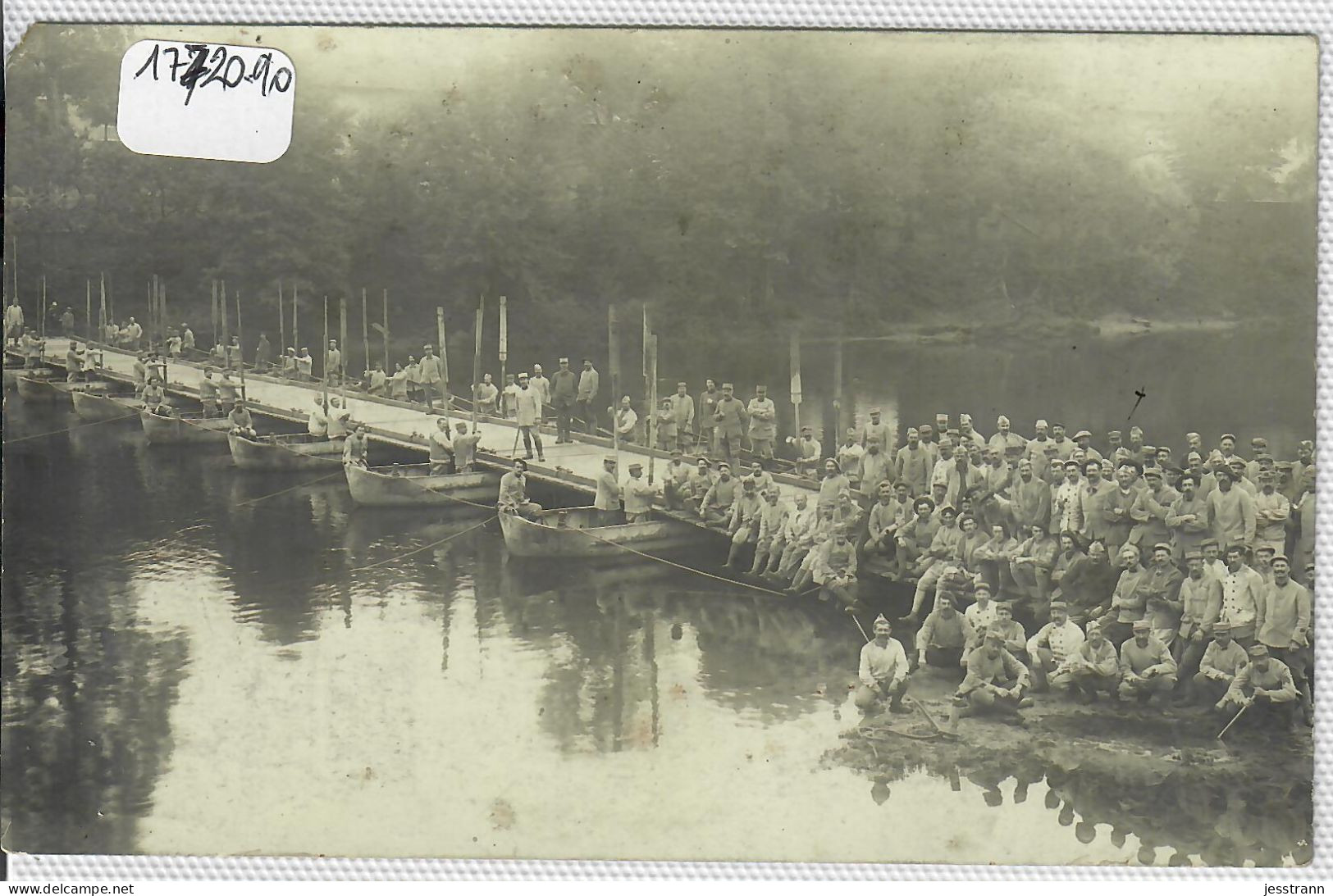 DANJOUTIN- CARTE-PHOTO- MANOEUVRES- PONT DE BATEAUX SUR LA SAVOUREUSE ?- PHOTO LAFETTE- DANJOUTIN- RARE