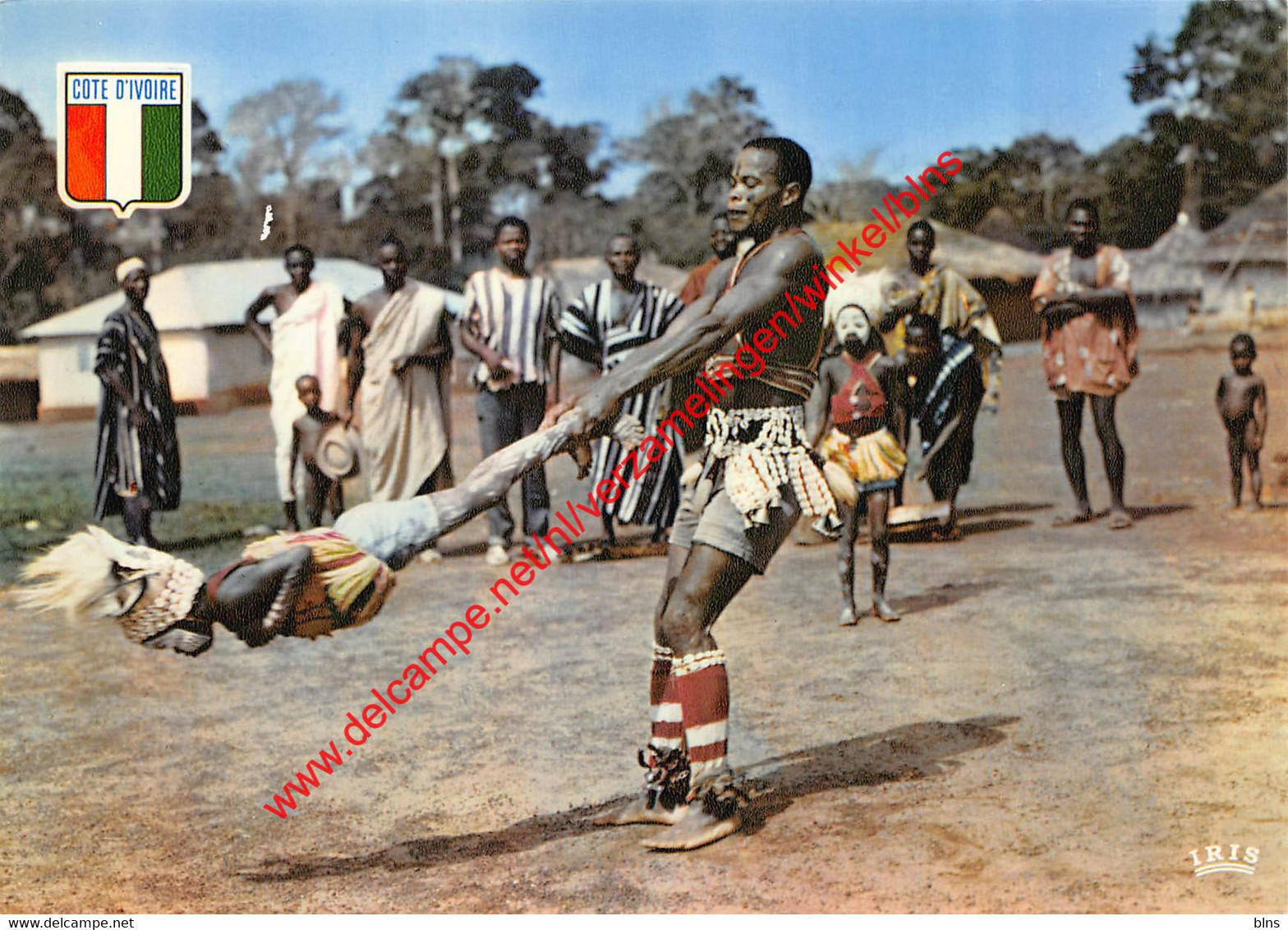 Danseur acrobatique Guéré - Côte d'Ivoire Ivory Coast