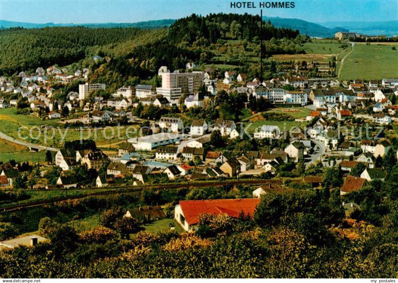 Daun Eifel Panorama mit Hotel Hommes