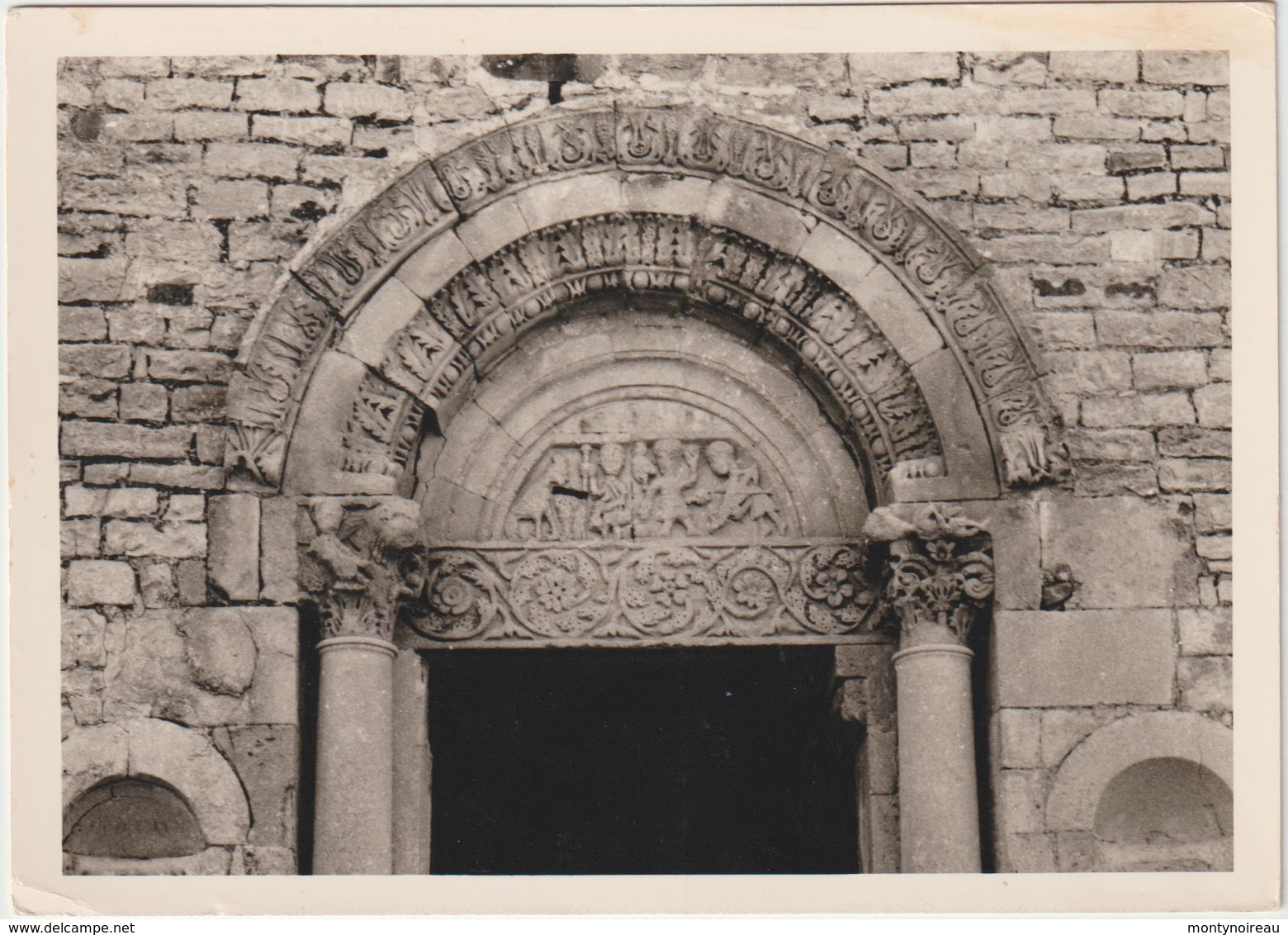 DAV : Drôme :  église  de  SAINTE - JALLE