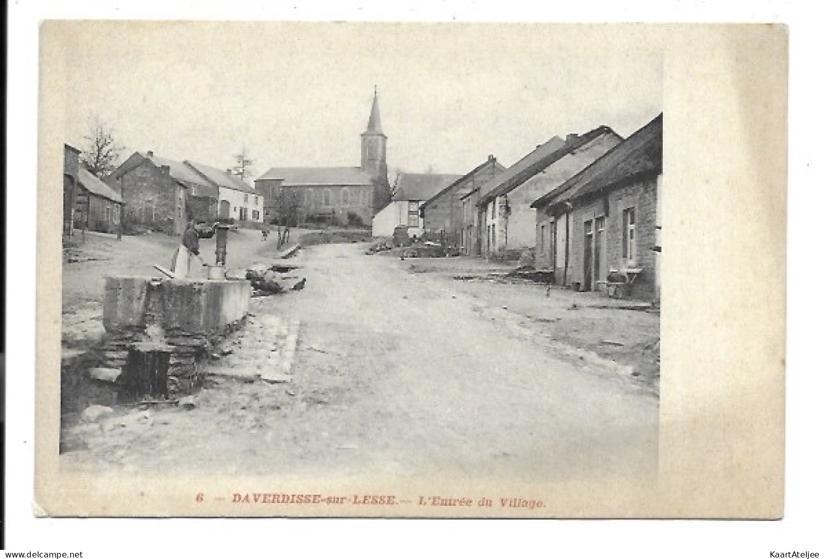 Daverdisse - L'Entrée du village.