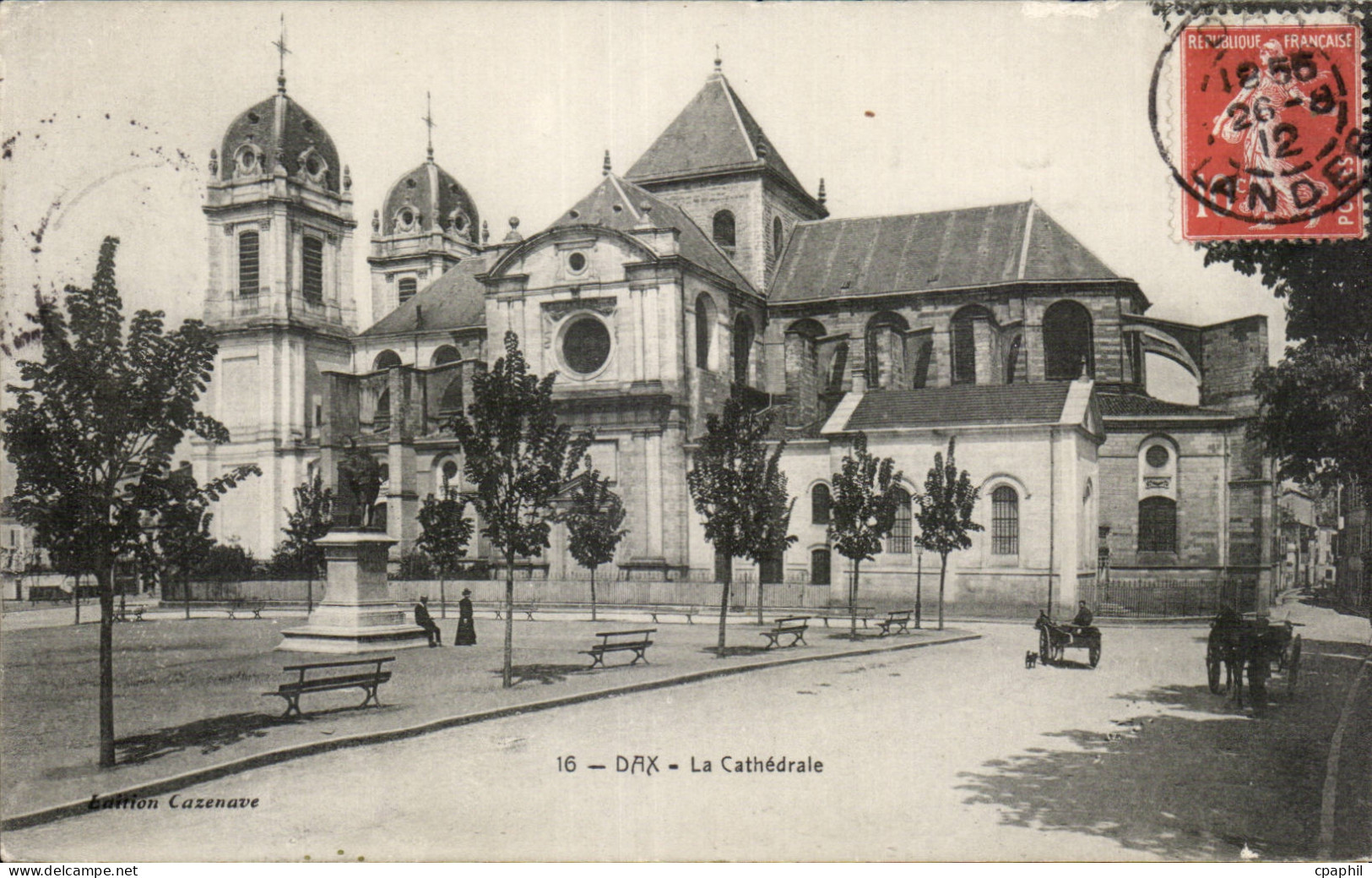 Dax - La Cathedrale - CPA
