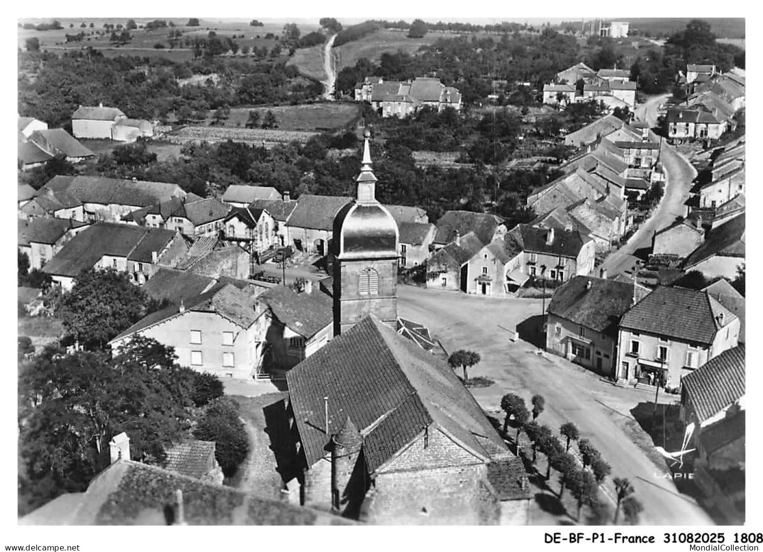 DE-BFP1-0905-70 - VITREY-SUR-MANCE - En avion au-dessus - L'église