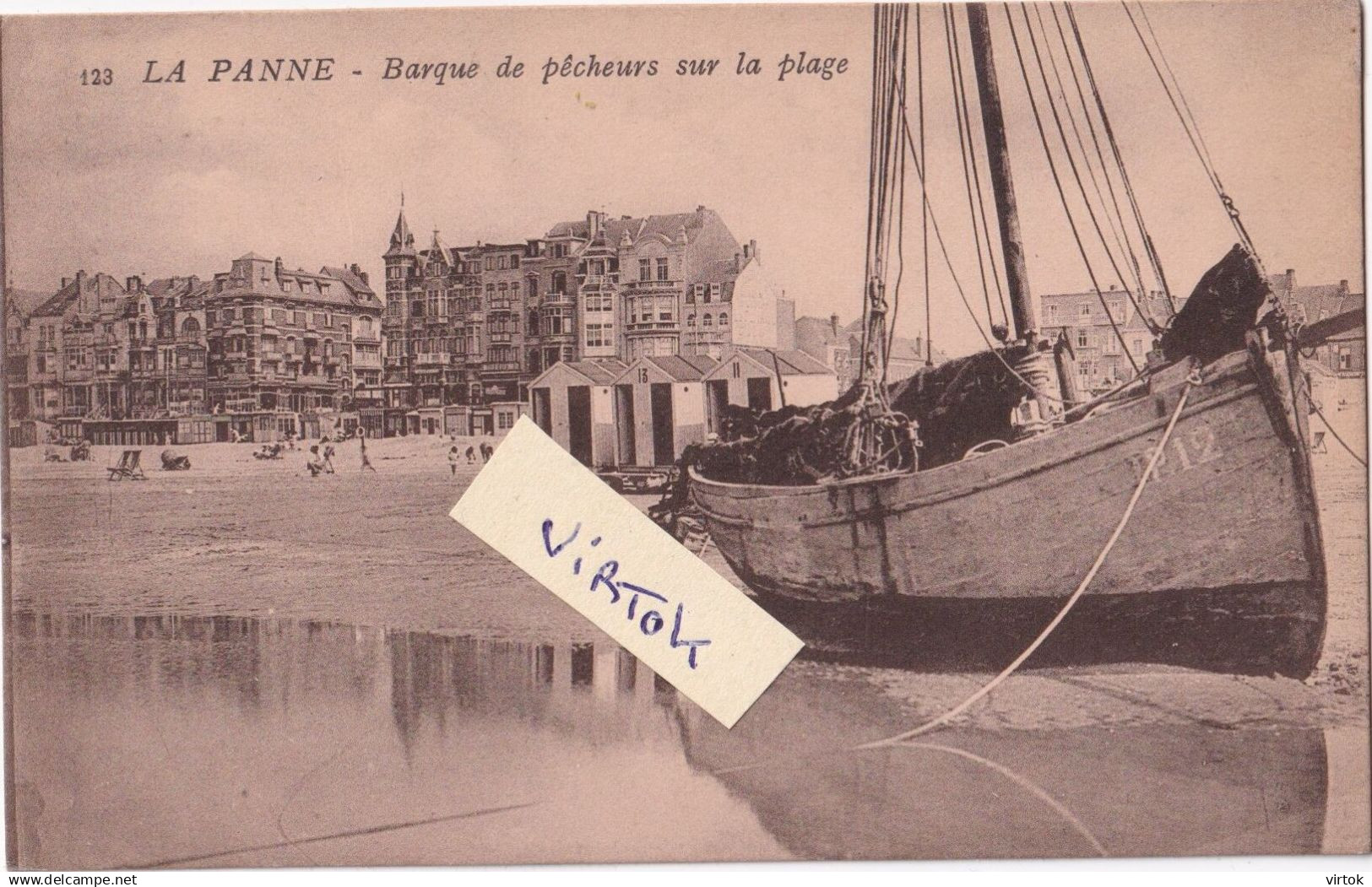 De Panne - La Panne  :     visserboot -  la peche