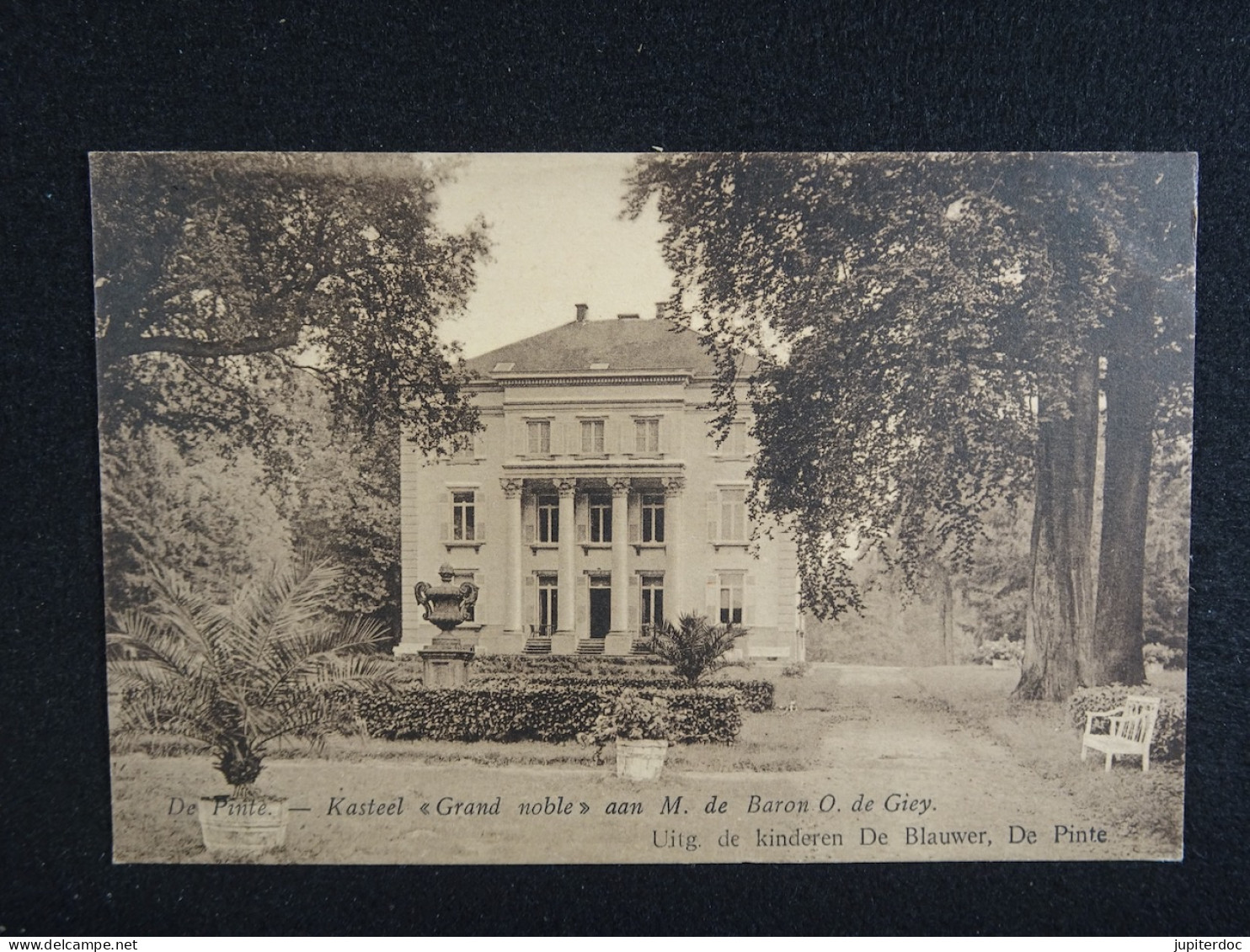 De Pinte Kasteel Grand noble aan de Baron O. de  Giey