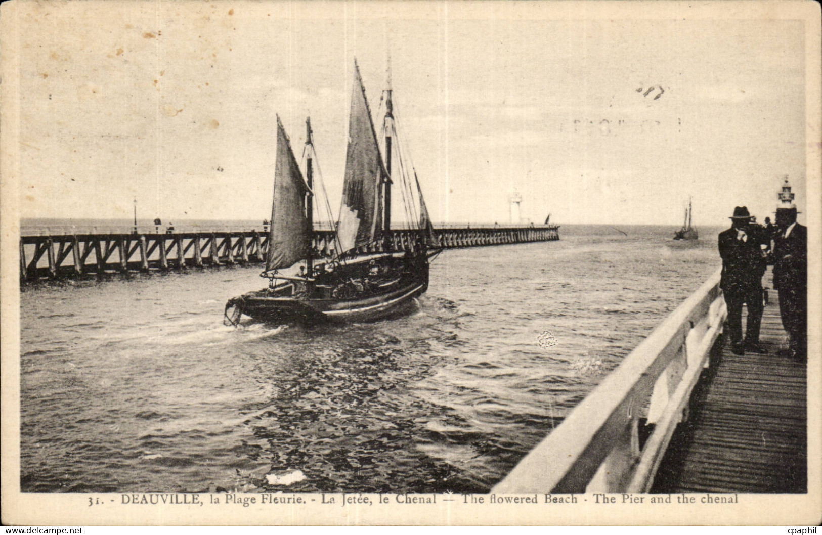 Deauville - Jetee - Le Chenal - CPA