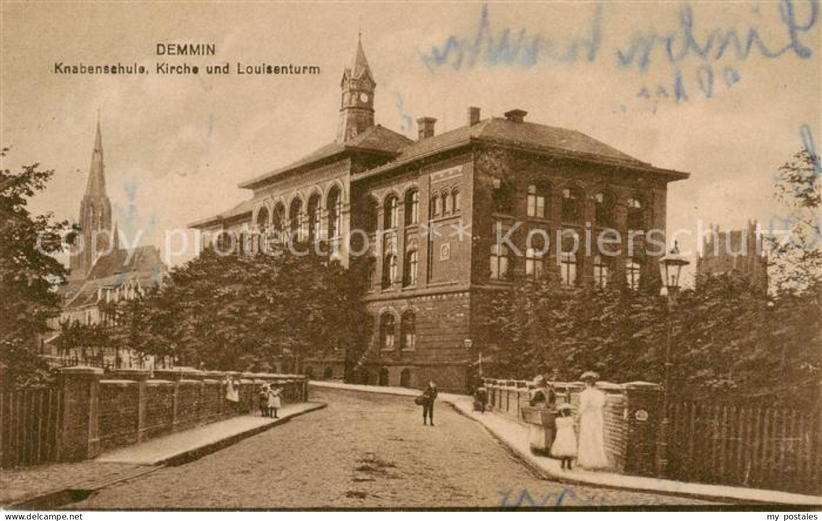 Demmin Mecklenburg Vorpommern Knabenschule Kirche und Louisenturm