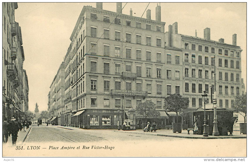 Dép 69 - Lyon 2 - Place Ampère et rue Victor Hugo - bon état général