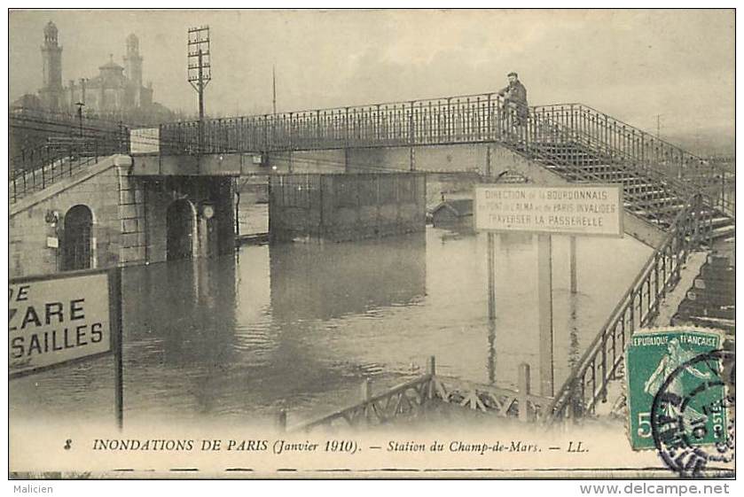 - depts divers - ref- EE16 - paris - inondations de paris ( janvier 1910) - station du champ de mars - carte bon etat -