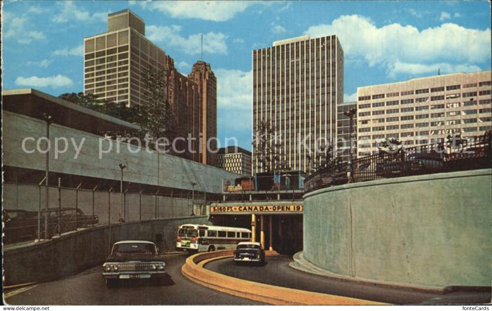 Detroit Michigan Tunnel to Canada Detroit Windsor Tunnel