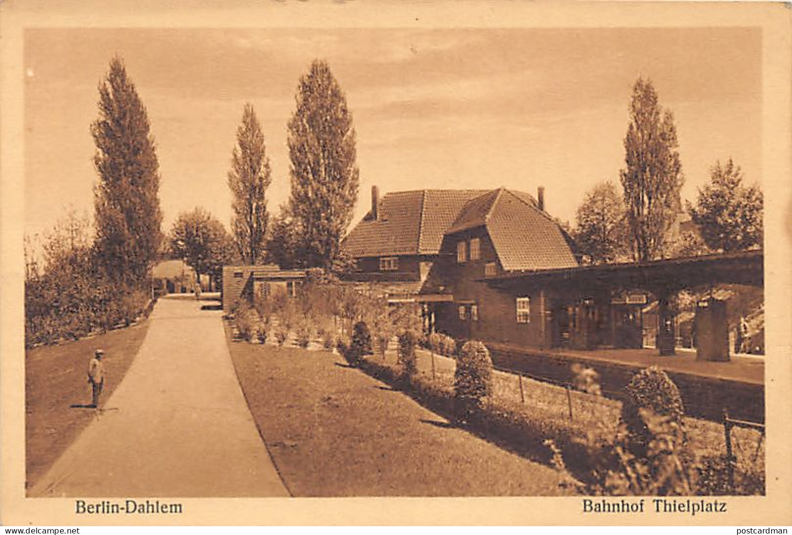 Deutschland - Berlin DAHLEM - Bahnhof Thielplatz